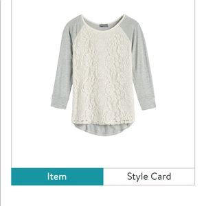 Gray top with Lace / excellent condition